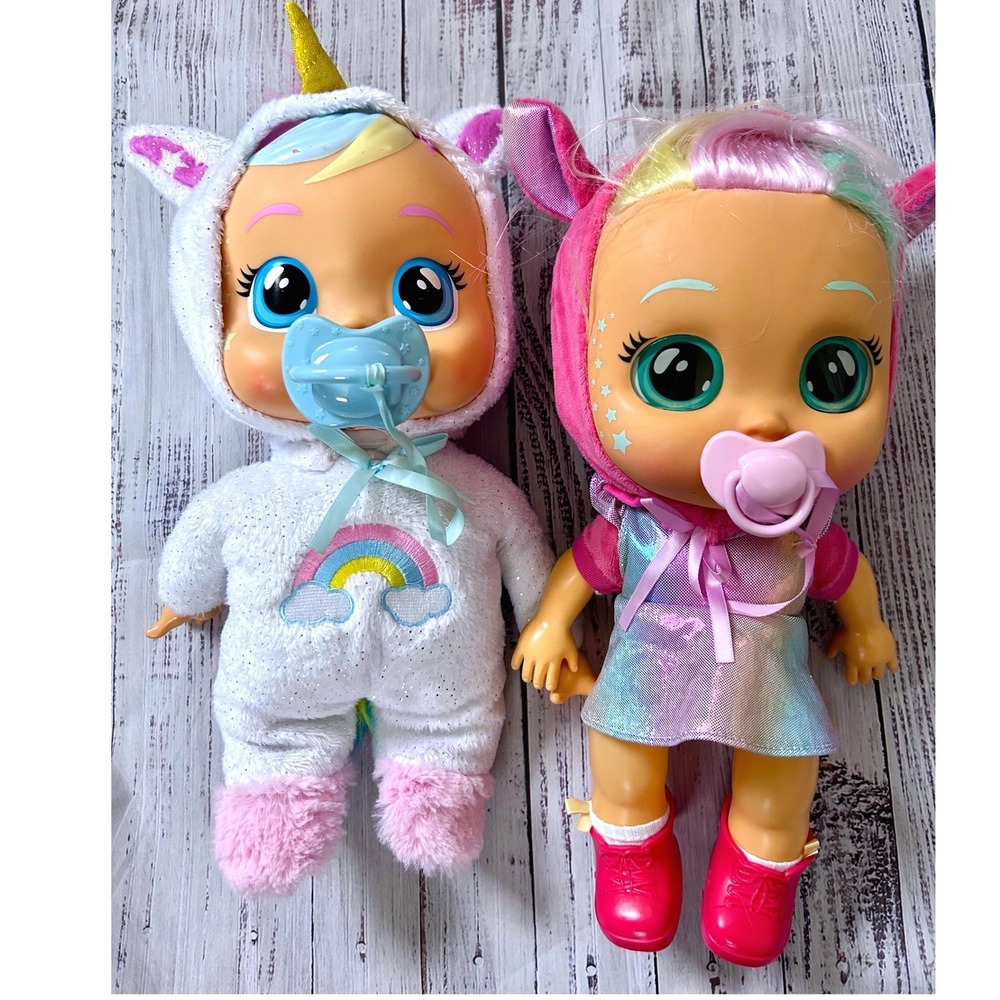 Cry Babies IMC Series Hannah and Dreamy Unicorn Interactive Character Figure Set